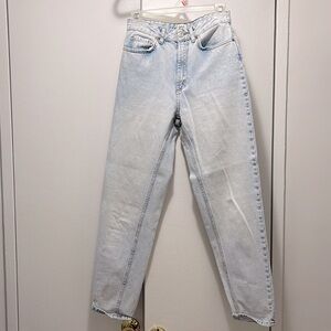 BDG urban outfitters mom jeans size W 26